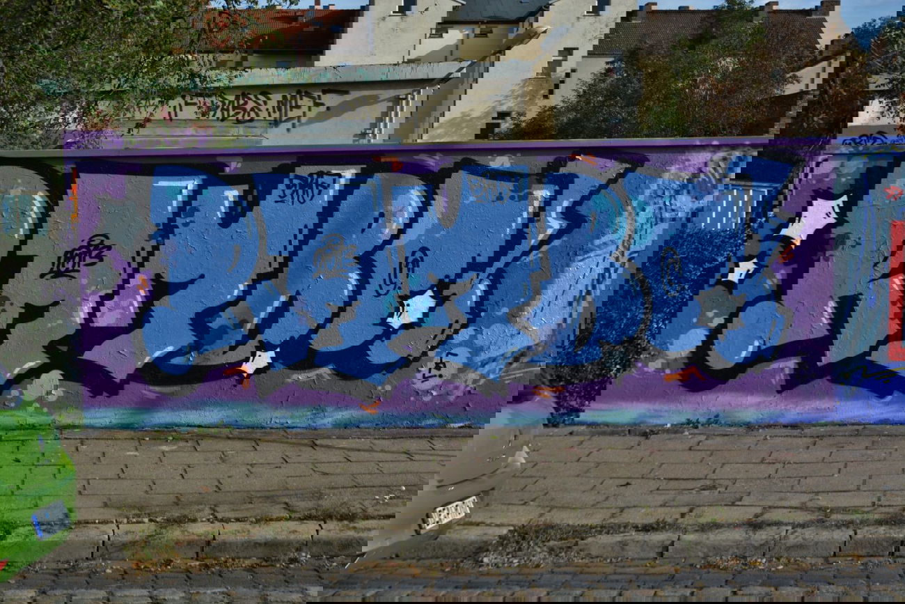 Graffiti Wall in Dessau-Roßlau - Photo by ARTHOOLIGAN - ORG (2013)