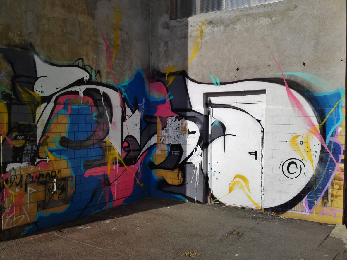 Graffiti Wall in Dessau-Roßlau - Photo by ARTHOOLIGAN (2012)
