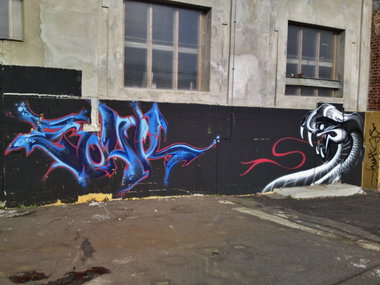 Graffiti Wall - Photo by ARTHOOLIGAN (2012)