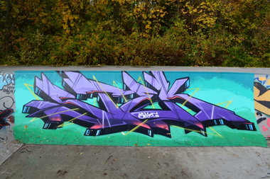 Graffiti Wall in Dresden - Photo by ARTHOOLIGAN (2013)