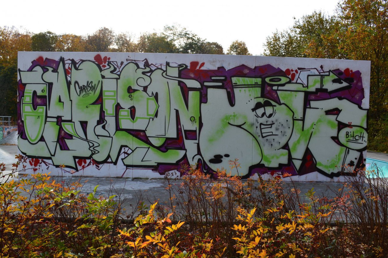 Graffiti Wall in Dresden - Photo by ARTHOOLIGAN (2013)