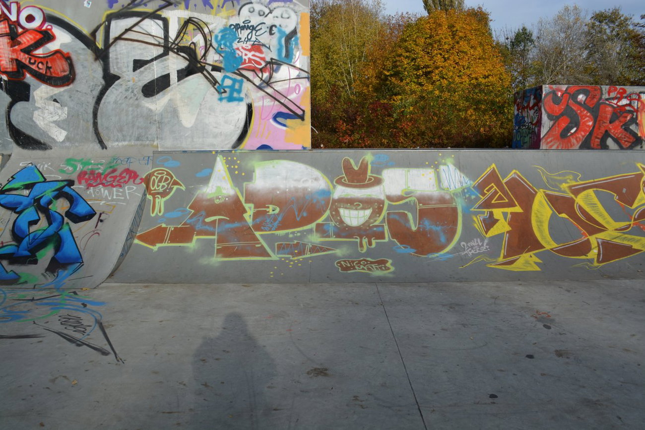 Graffiti Wall in Dresden - Photo by ARTHOOLIGAN - OGB (2013)