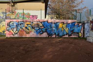 Graffiti Wall in Dresden - Photo by ARTHOOLIGAN - SNK, USK (2013)