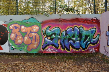 Graffiti Wall in Dresden - Photo by ARTHOOLIGAN (2013)