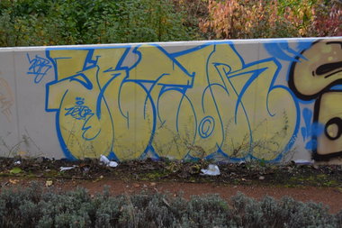 Graffiti Wall in Dresden - Photo by ARTHOOLIGAN (2013)