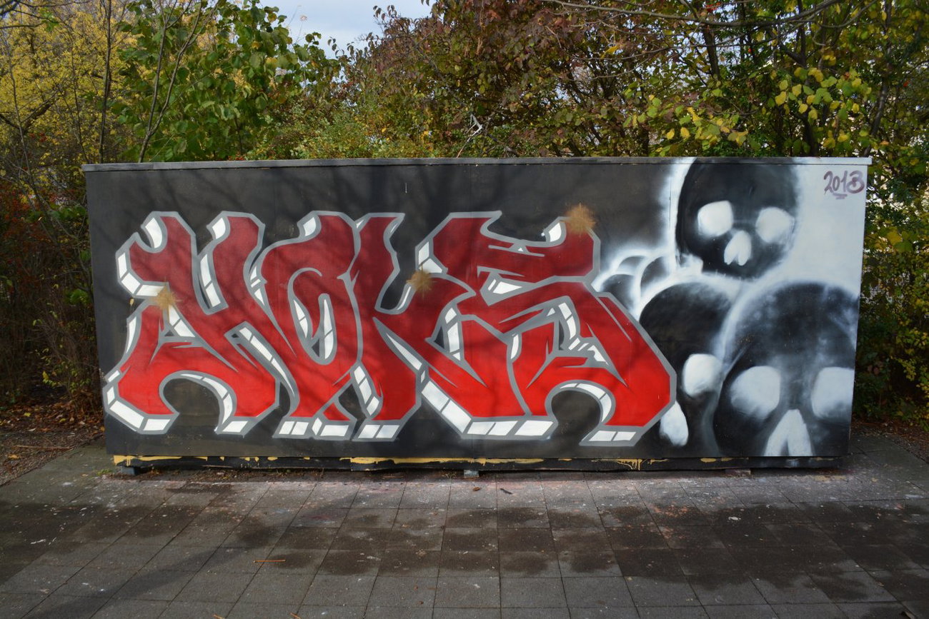 Graffiti Wall in Dresden - Photo by ARTHOOLIGAN (2013)