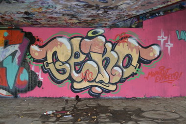 Graffiti Wall in Dresden - Photo by ARTHOOLIGAN - KLS, GBZ (2013)