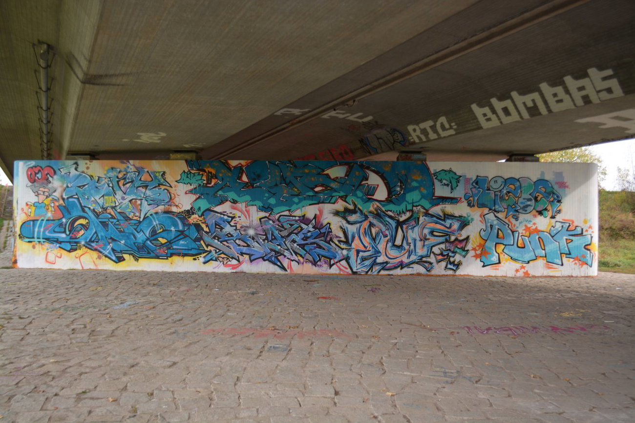 Graffiti Wall in Dresden - Photo by ARTHOOLIGAN - OJF, DOE (2013)