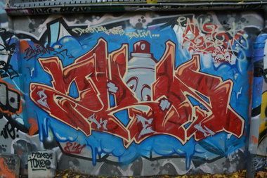 Graffiti Wall - Photo by ARTHOOLIGAN (2012)