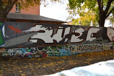 Graffiti Wall in Dresden - Photo by ARTHOOLIGAN - EF, ÄP (2013)