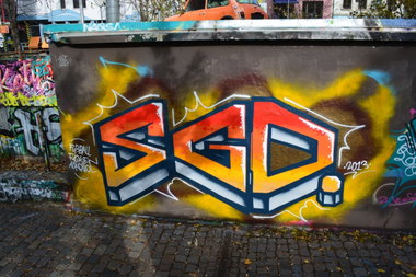 Graffiti Wall in Dresden - Photo by ARTHOOLIGAN (2013)