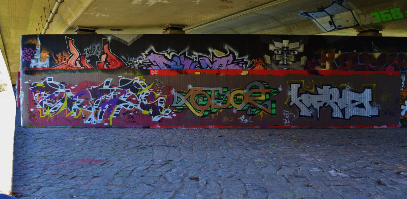 Graffiti Wall in Dresden - Photo by ARTHOOLIGAN - TRK (2014)