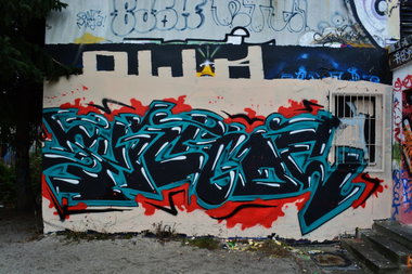Graffiti Wall in Chemnitz - Photo by ARTHOOLIGAN - SKF, OWA (2014)