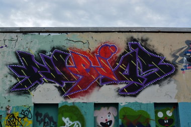Graffiti Wall in Chemnitz - Photo by ARTHOOLIGAN - SKF, OWA (2013)