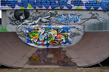Graffiti Wall in Chemnitz - Photo by ARTHOOLIGAN - UWAX (2014)