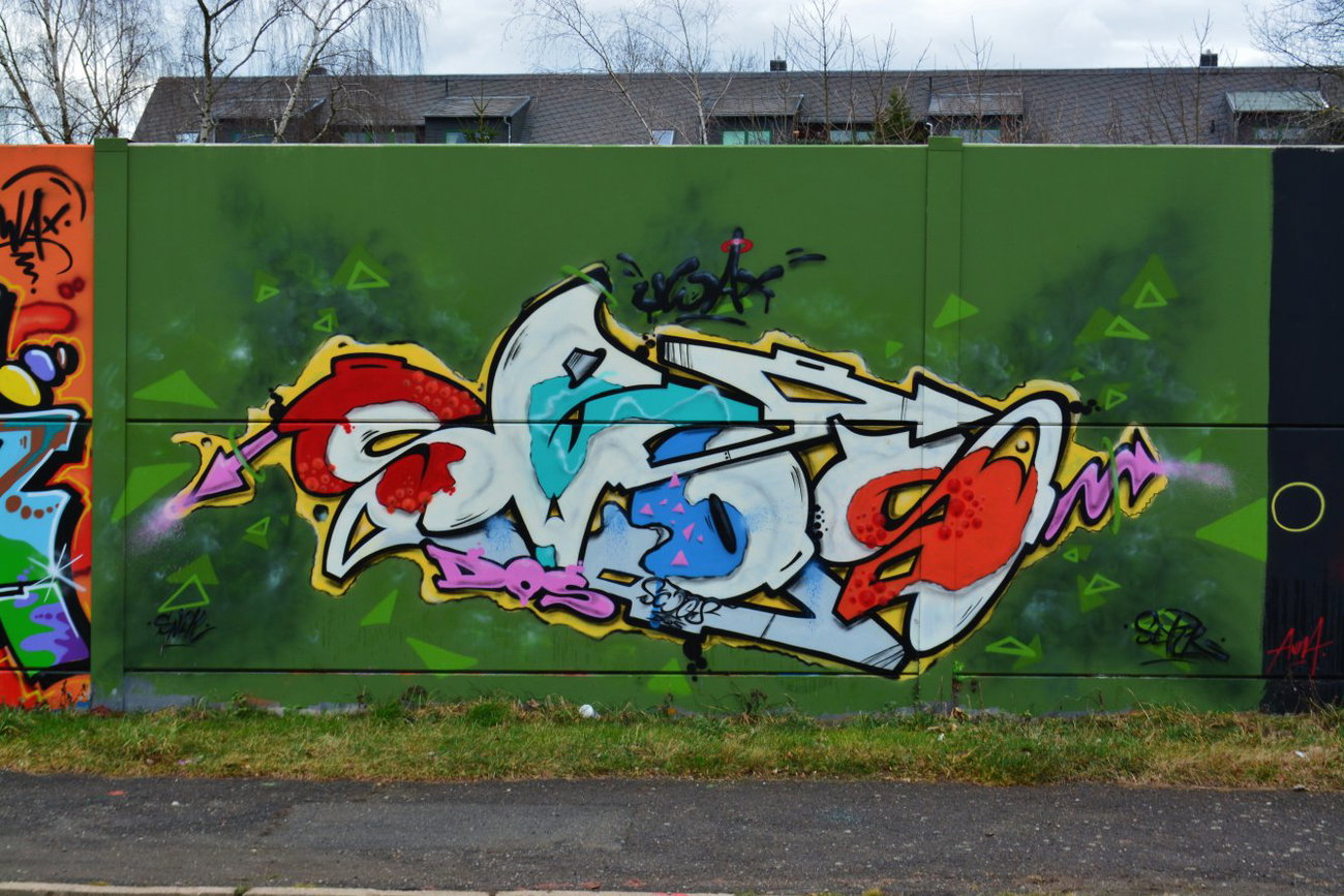Graffiti Wall in Chemnitz - Photo by ARTHOOLIGAN - UWAX (2013)