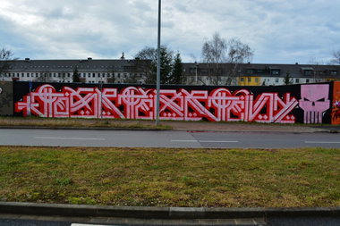 Graffiti Wall in Chemnitz - Photo by ARTHOOLIGAN - 9MM, 360° (2013)