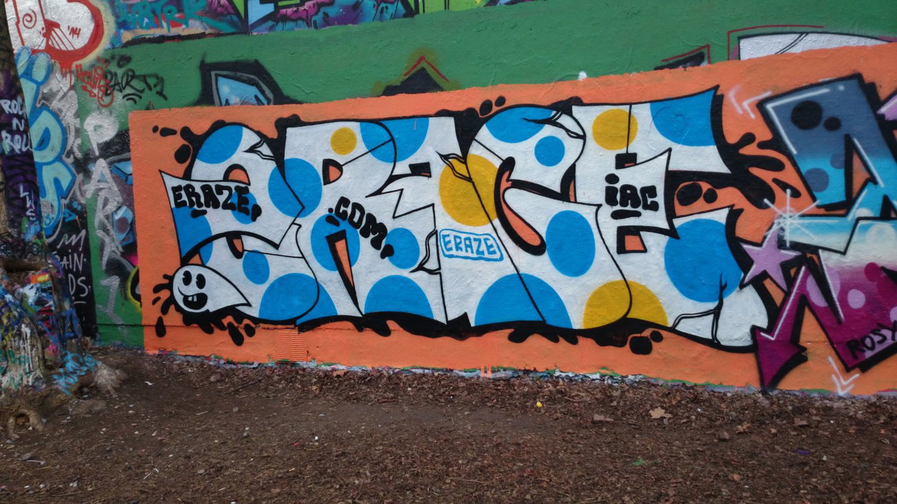 Graffiti Wall in Dresden - Photo by ARTHOOLIGAN - IAC (2014)