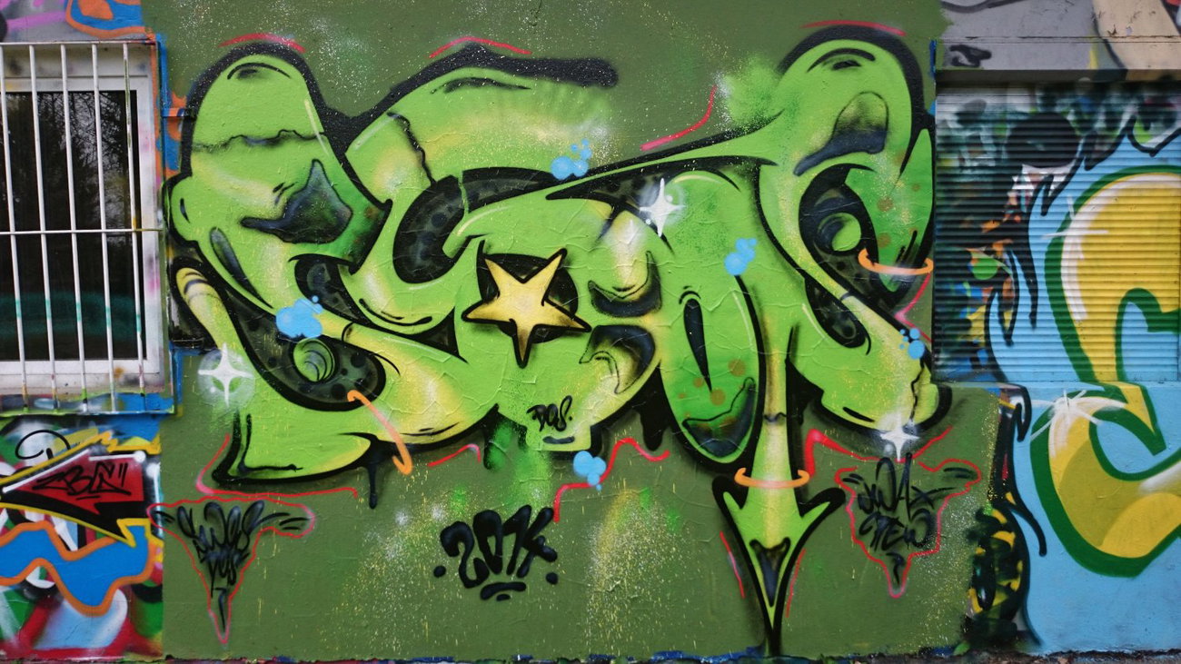 Graffiti Wall in Chemnitz - Photo by ARTHOOLIGAN - UWAX, MTA (2014)