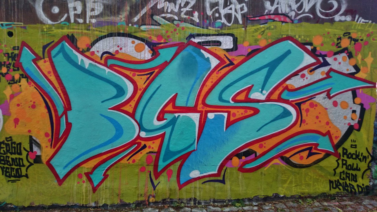 Graffiti Wall in Dresden - Photo by ARTHOOLIGAN (2014)