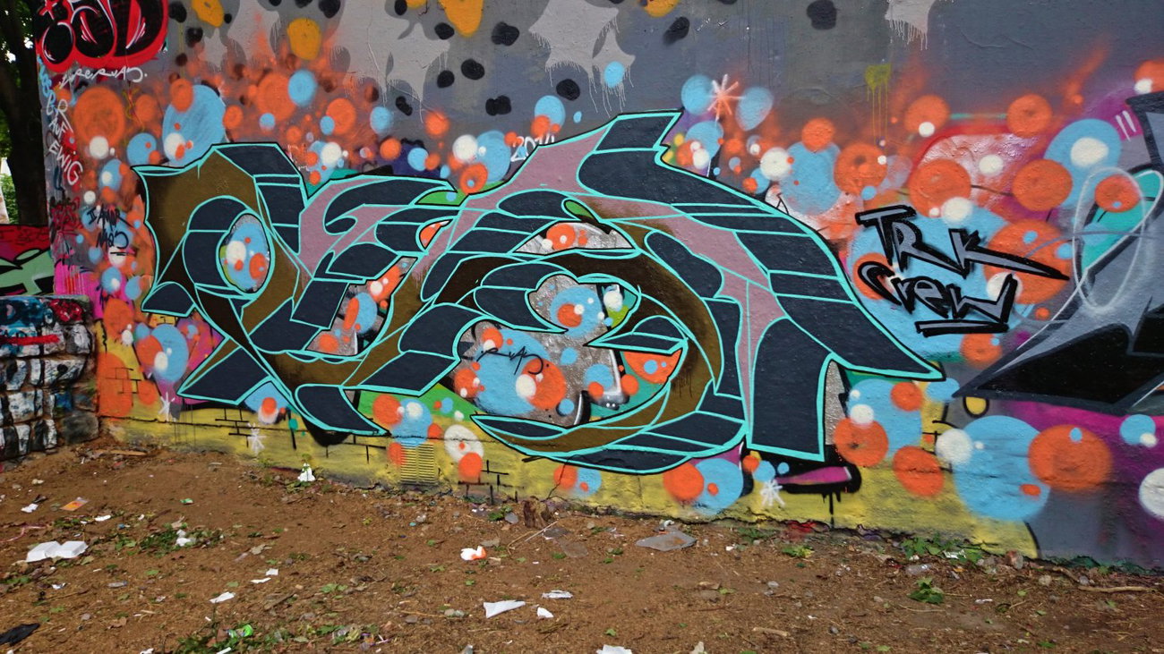 Graffiti Wall in Dresden - Photo by ARTHOOLIGAN - TRK (2014)