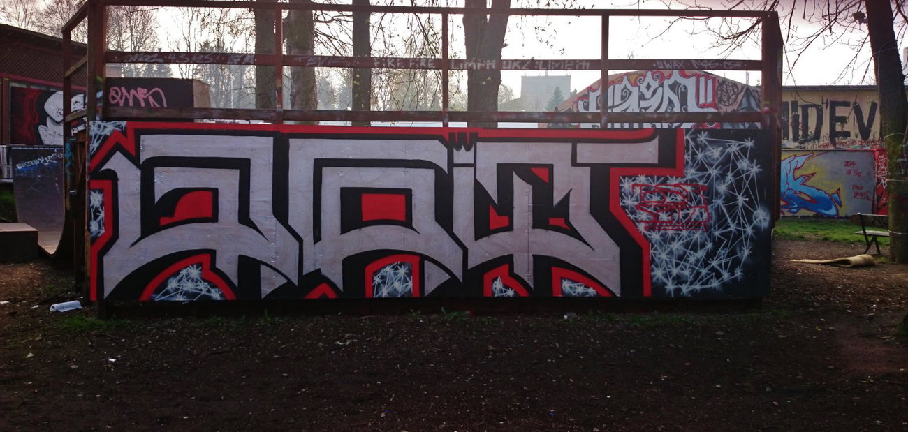 Graffiti Wall in Chemnitz - Photo by ARTHOOLIGAN (2014)