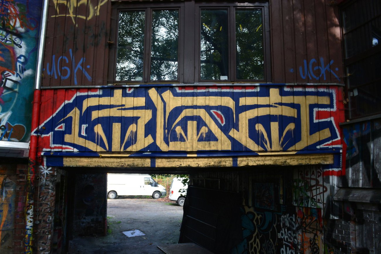 Graffiti Wall in Chemnitz - Photo by ARTHOOLIGAN (2014)