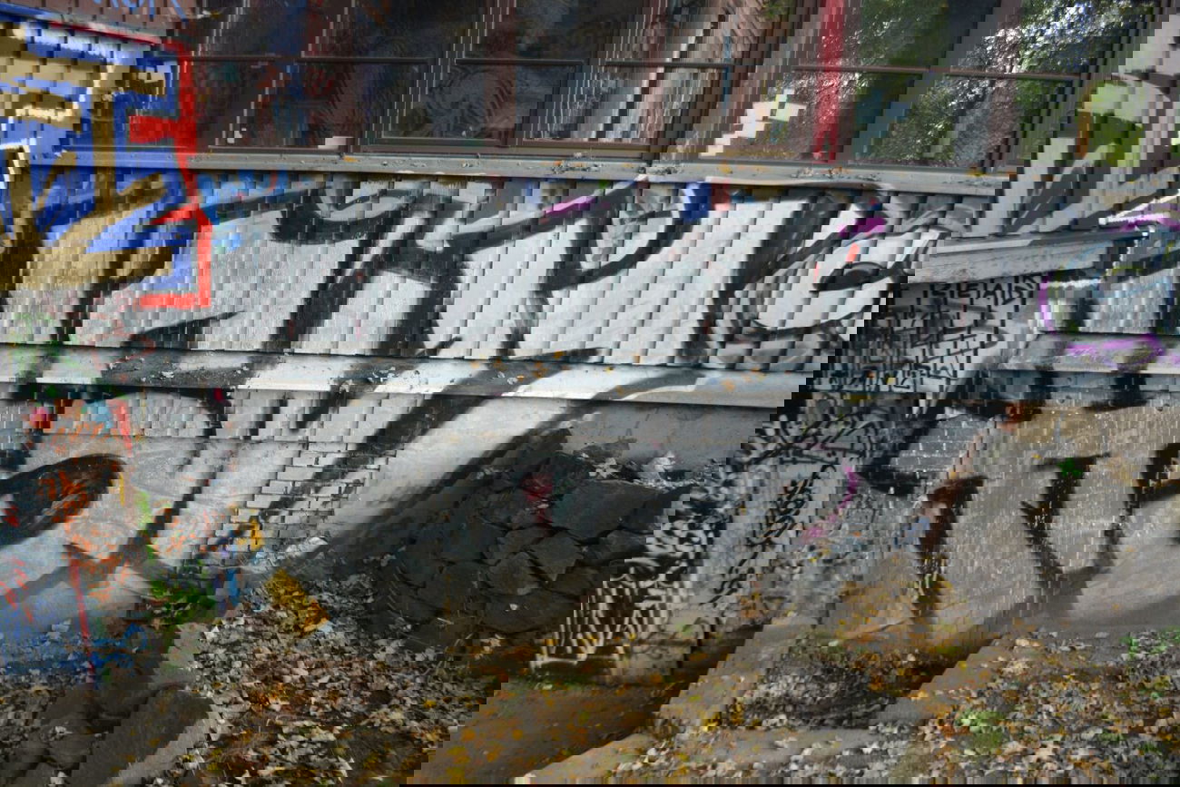 Graffiti Wall in Chemnitz - Photo by ARTHOOLIGAN - 9MM (2014)