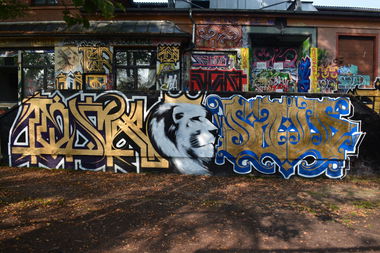 Graffiti Wall in Chemnitz - Photo by ARTHOOLIGAN - 9MM, 360° (2014)