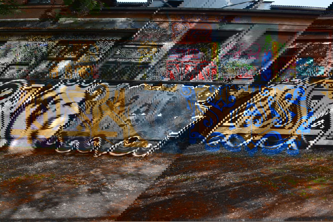 Graffiti Wall in Chemnitz - Photo by ARTHOOLIGAN - 9MM, 360° (2014)
