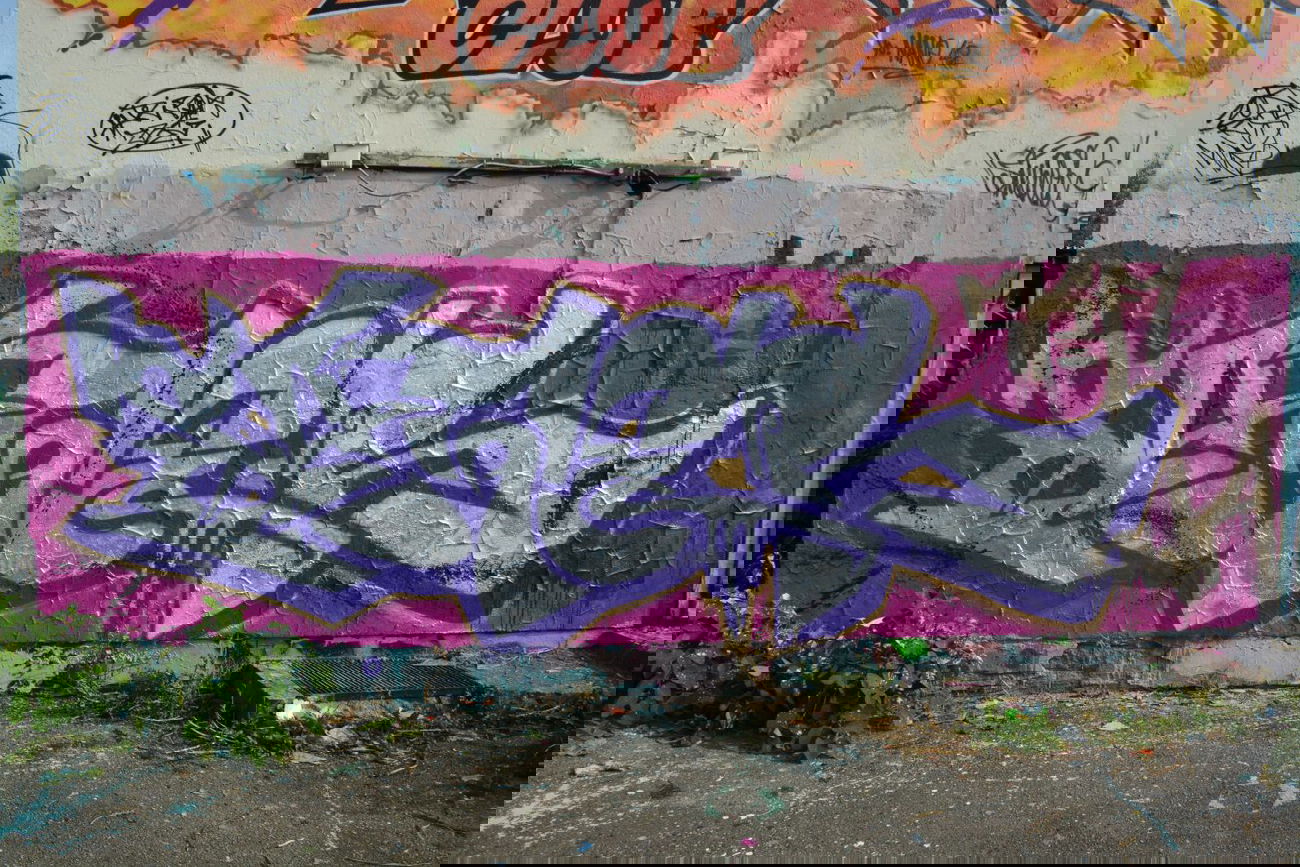 Graffiti Wall in Chemnitz - Photo by ARTHOOLIGAN - SKF, OWA (2014)