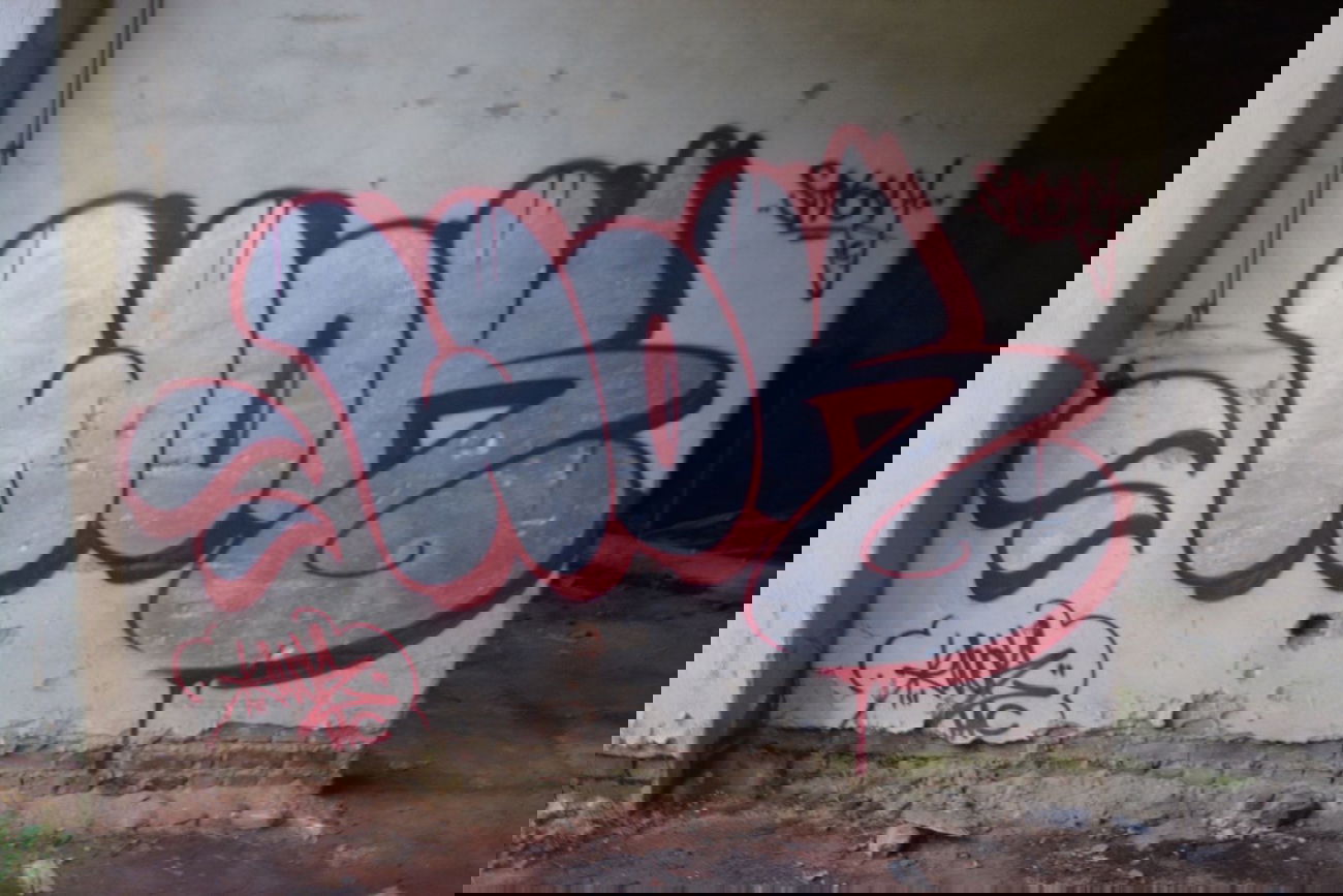 Graffiti Bombing in Chemnitz - Photo by ARTHOOLIGAN - IAC, BANDITS, 104 (2014)