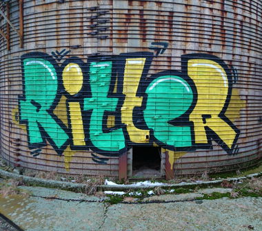 Graffiti Wall in Dresden - Photo by ARTHOOLIGAN - VDE