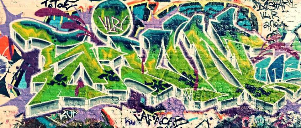 Graffiti Wall in Berlin - Photo by ASTRAINER - sion