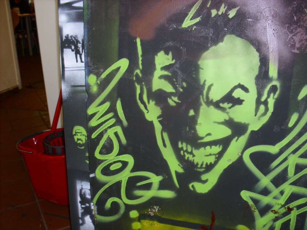 Graffiti Street Art in Berlin - Photo by ASTRAINER - wisoe