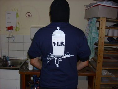 Graffiti Artwork in Berlin - Photo by ASTRAINER - vlr