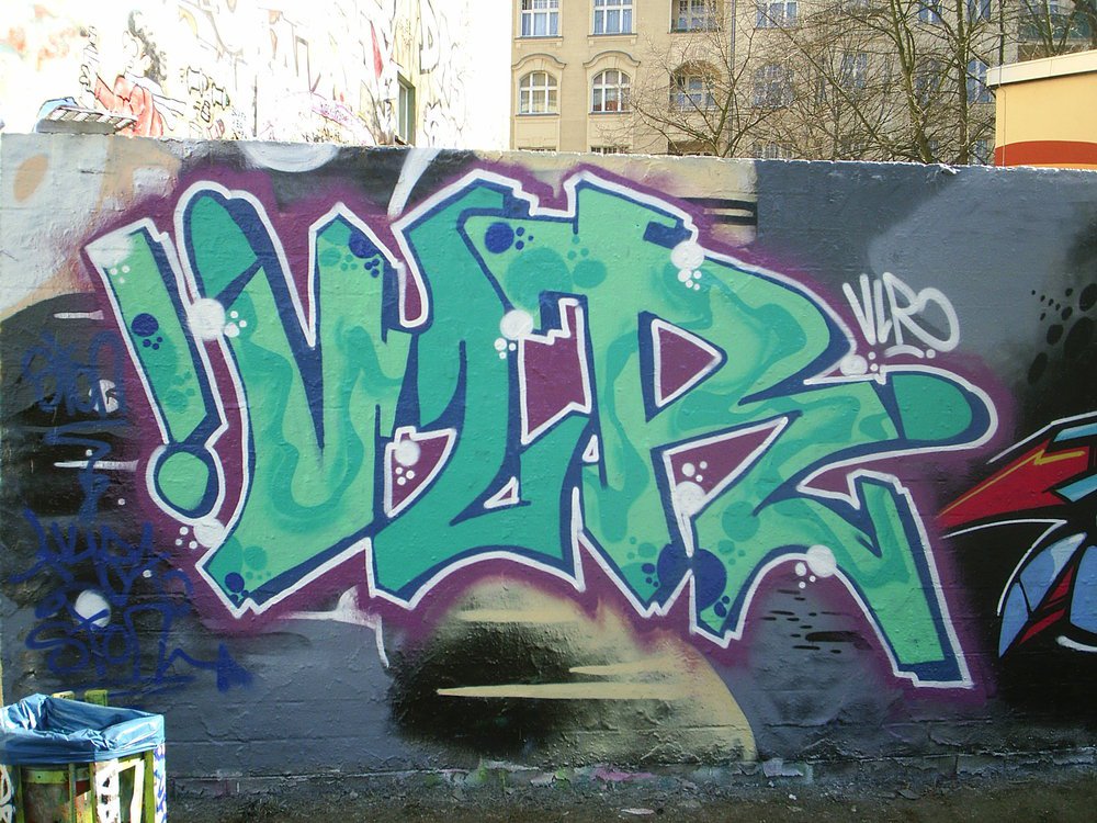 Graffiti Wall in Berlin - Photo by ASTRAINER