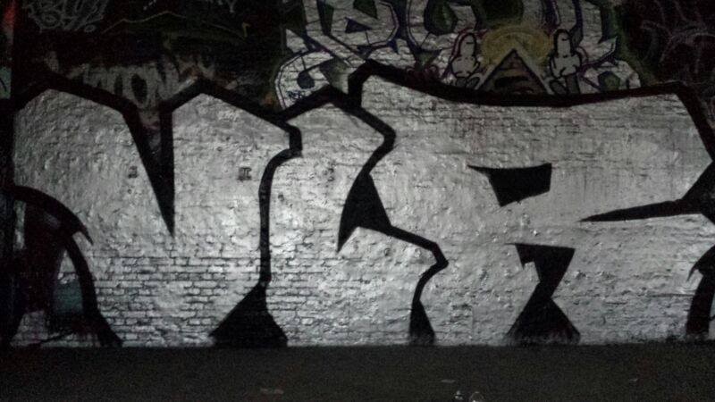 Graffiti Bombing in Berlin - Photo by ASTRAINER - vlr