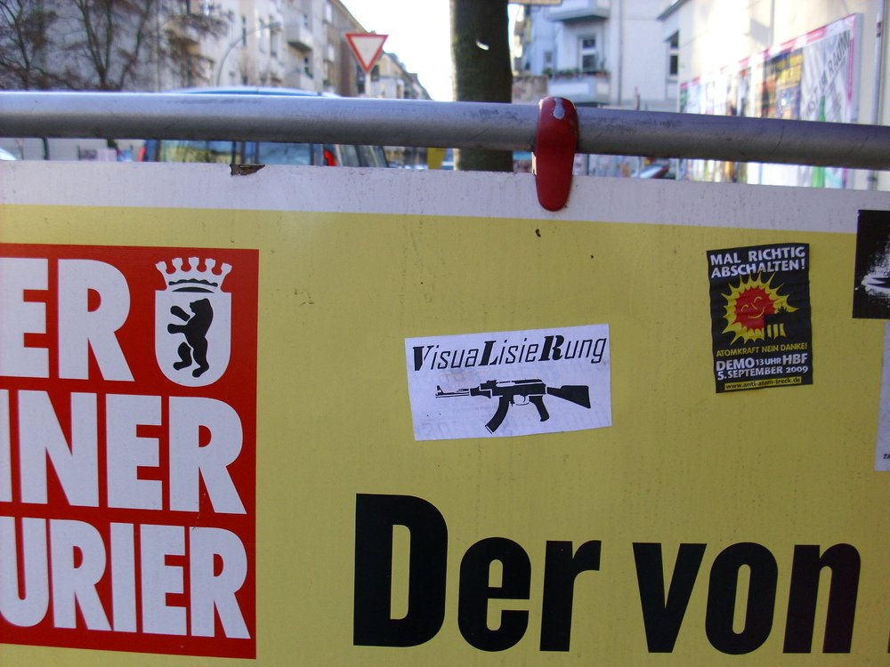 Graffiti Street Art in Berlin - Photo by ASTRAINER - vlr