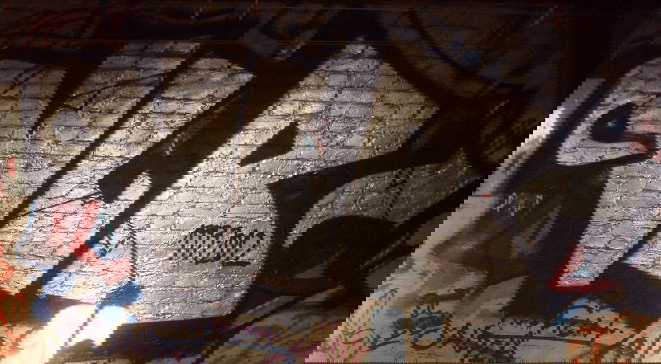 Graffiti Bombing in Berlin - Photo by ASTRAINER - vlr