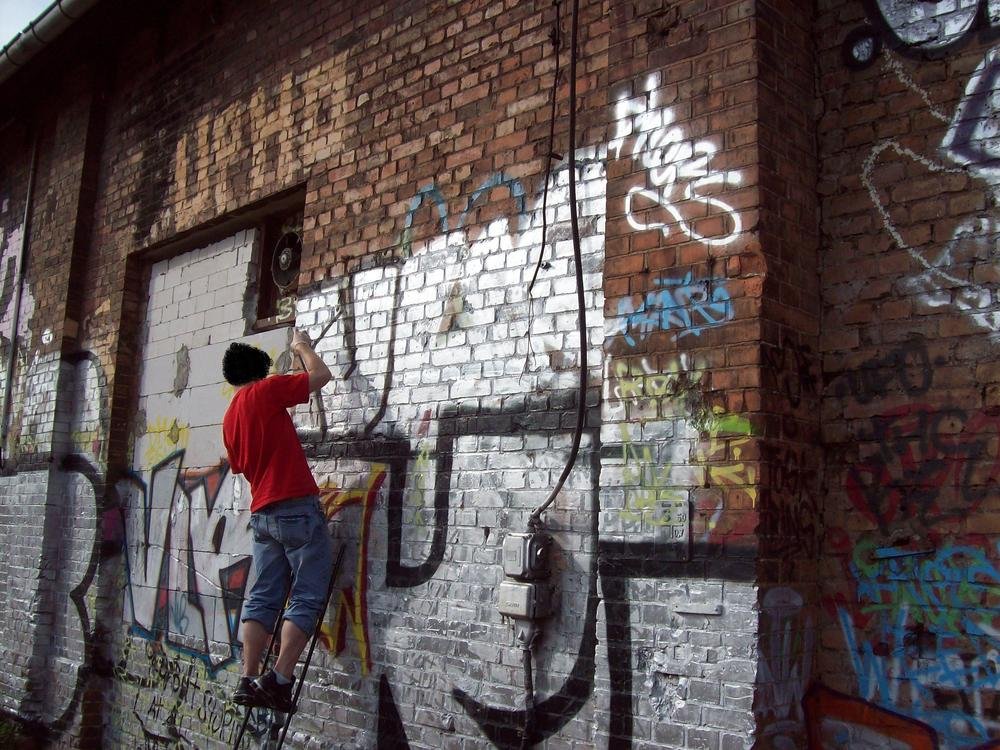 Graffiti Artwork in Berlin - Photo by ASTRAINER