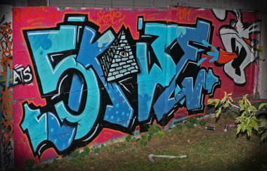 Graffiti Wall - Photo by ATS_KORUScrew