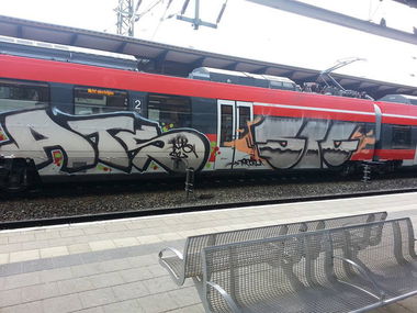 Graffiti Train in Rostock - Photo by ATS_KORUScrew - ats, sic (2014)