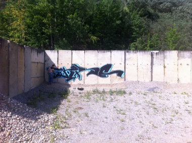 Graffiti Wall - Photo by ATS_KORUScrew