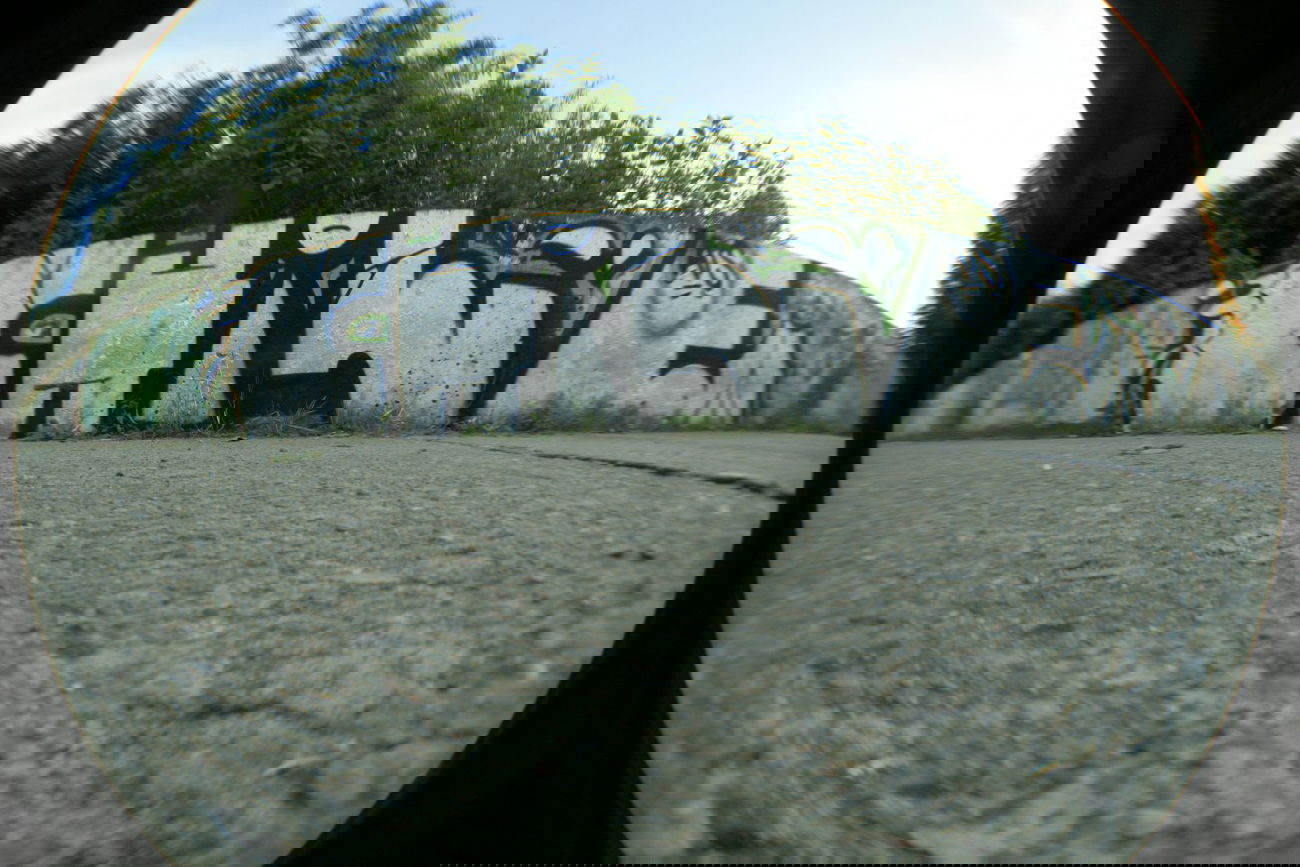 Graffiti Bombing in Rostock - Photo by ATS_KORUScrew - chile (2014)