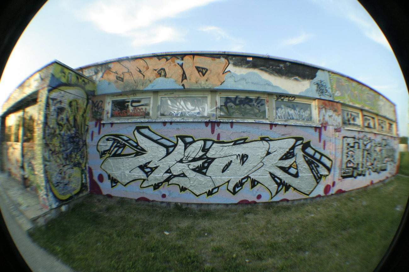Graffiti Wall in Rostock - Photo by ATS_KORUScrew - miak, kaim, kime (2014)