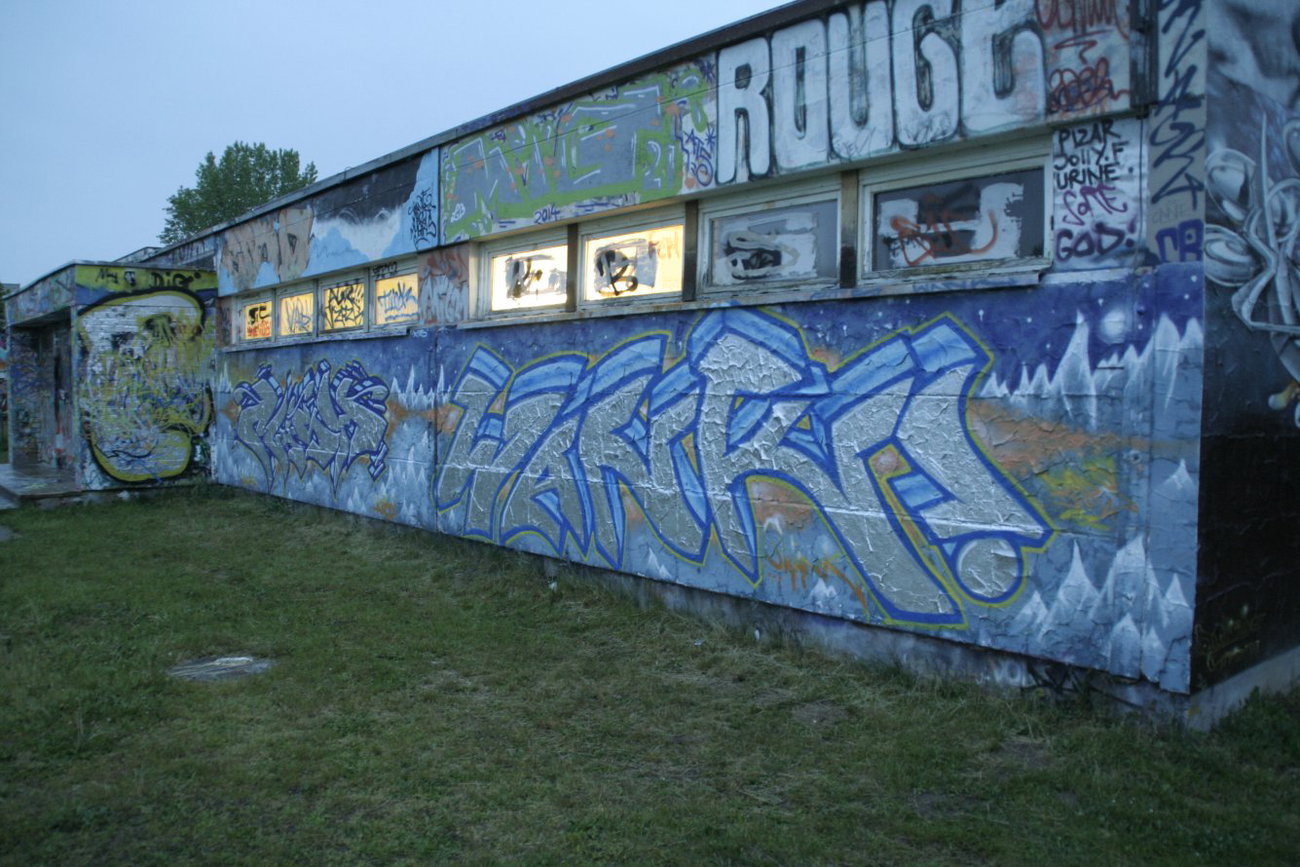 Graffiti Wall - Photo by ATS_KORUScrew - wank