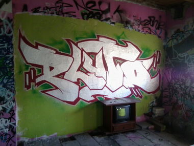 Graffiti Wall in Rostock - Photo by ATS_KORUScrew - pluto, kaim, miak (2014)