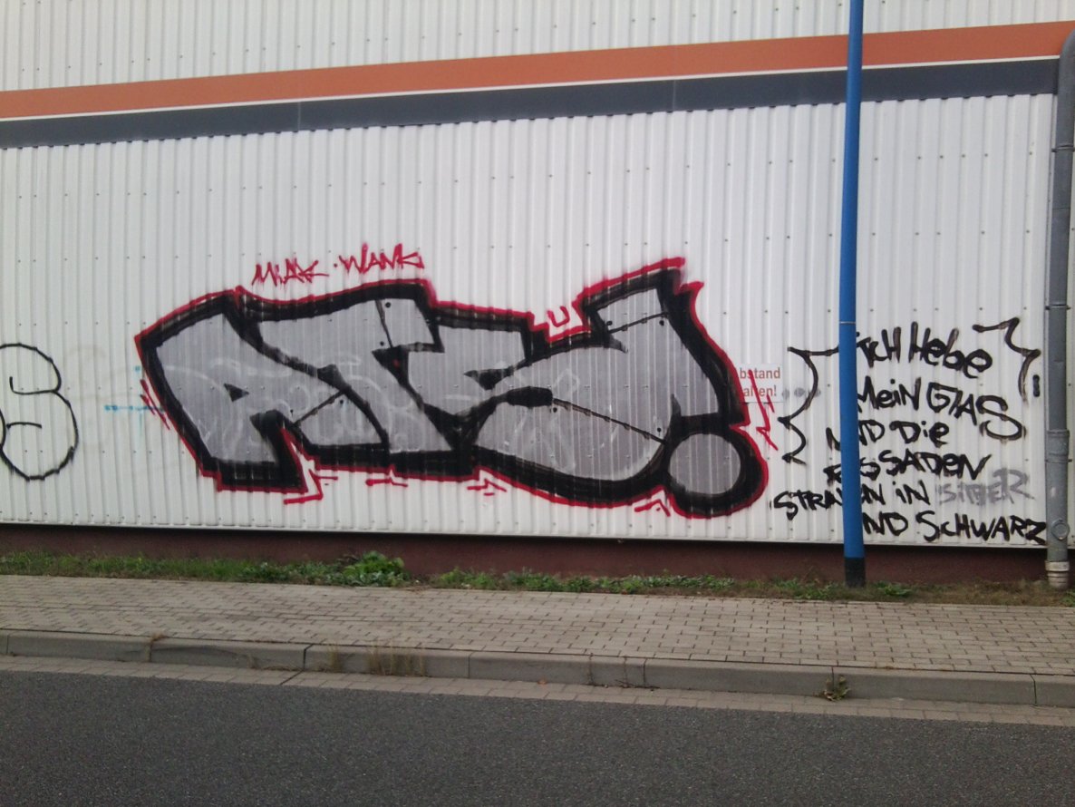 Graffiti Bombing in Rostock - Photo by ATS_KORUScrew - ats