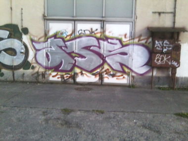 Graffiti Bombing - Photo by ATS_KORUScrew